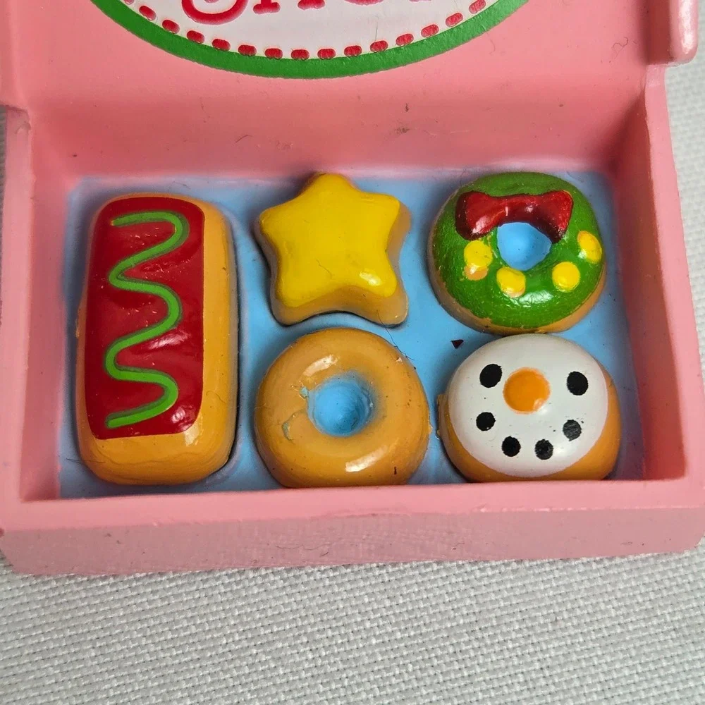Lot of 2 Hallmark Keepsake Miniature Ornaments Teeny Tiny Sweets Shop‎ 2015 1